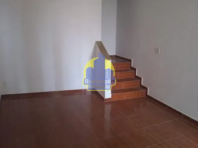 Sobrado com 216m² 3 quartos e 3 banheiros, à venda, no bairro Jardim D Abril em Osasco