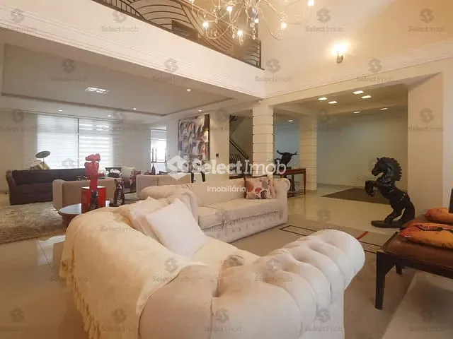 Sobrado com 480m² 4 quartos e 8 banheiros, à venda, no bairro Jardim Pedroso em Mauá