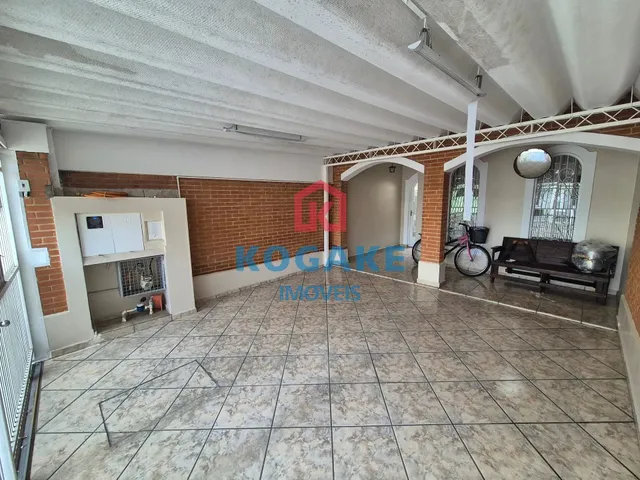 Sobrado com 150m² 4 quartos e 4 banheiros, à venda ou para alugar, no bairro Jardim Portugal em São José Dos Campos