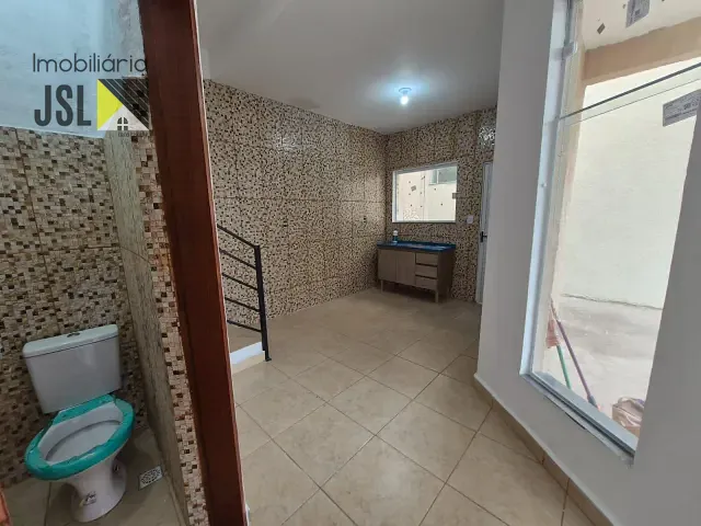 Sobrado com 70m² 2 quartos e 2 banheiros, à venda, no bairro Portal do Lago em Caçapava