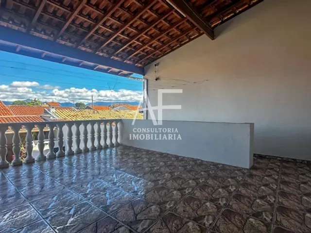 Sobrado 4 quartos e 2 banheiros, à venda, no bairro Parque Residencial Flor do Vale em Tremembé