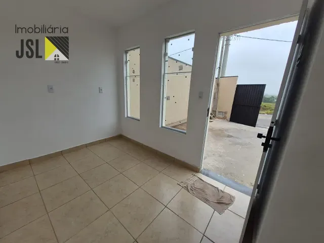 Sobrado com 89m² 2 quartos e 3 banheiros, à venda, no bairro Portal do Lago em Caçapava