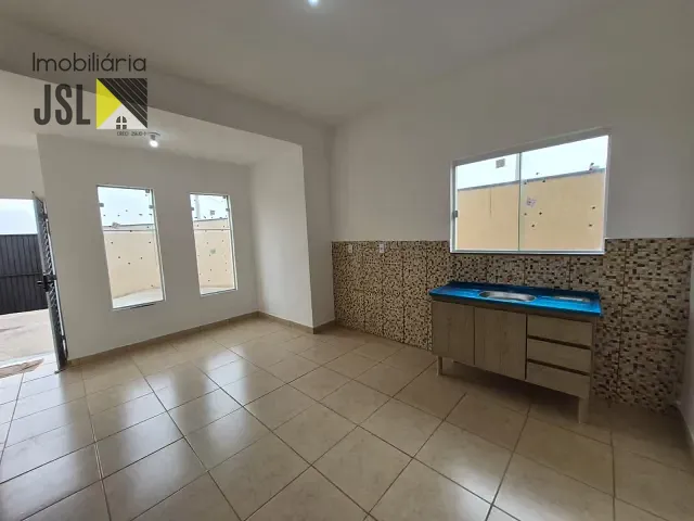 Sobrado com 89m² 2 quartos e 3 banheiros, à venda, no bairro Portal do Lago em Caçapava