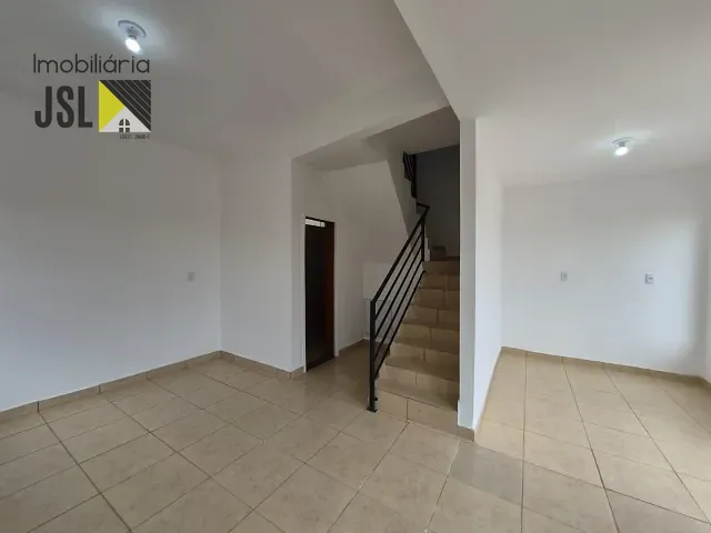 Sobrado com 89m² 2 quartos e 3 banheiros, à venda, no bairro Portal do Lago em Caçapava