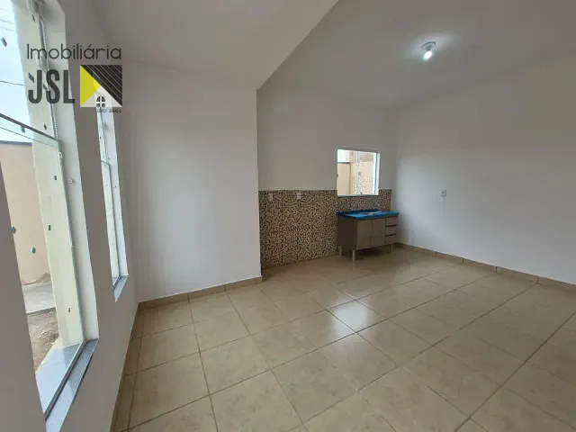 Sobrado com 89m² 2 quartos e 3 banheiros, à venda, no bairro Portal do Lago em Caçapava