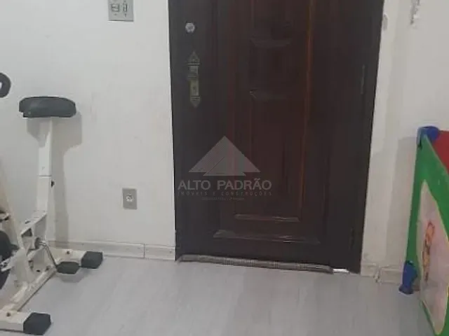 Sobrado com 156m² 3 quartos e 2 banheiros, à venda, no bairro Parque São Vicente em Mauá