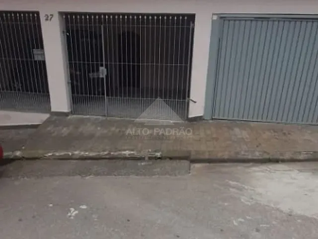 Sobrado com 156m² 3 quartos e 2 banheiros, à venda, no bairro Parque São Vicente em Mauá