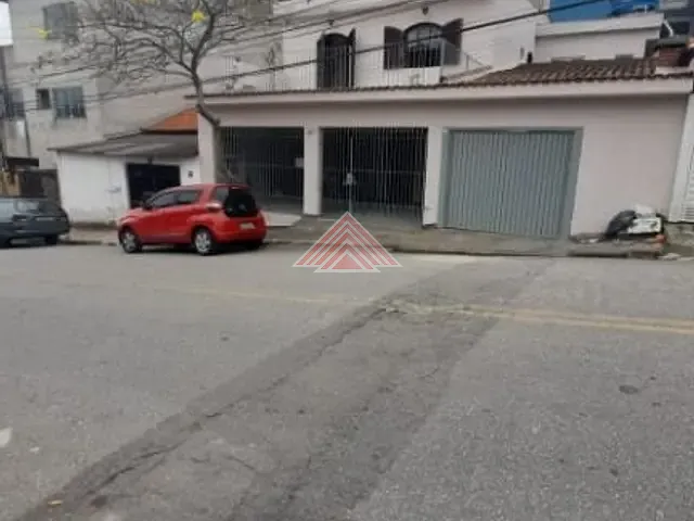 Sobrado com 156m² 3 quartos e 2 banheiros, à venda, no bairro Parque São Vicente em Mauá