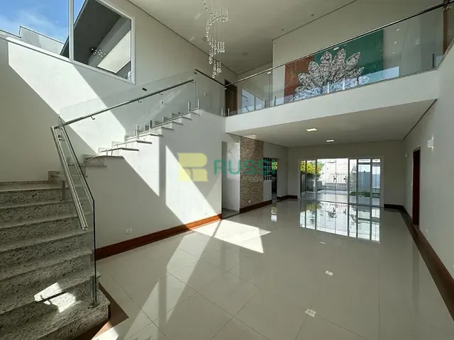 Sobrado com 900m² 6 quartos e 8 banheiros, para alugar, no bairro Condomínio Reserva do Paratehy em São José dos Campos