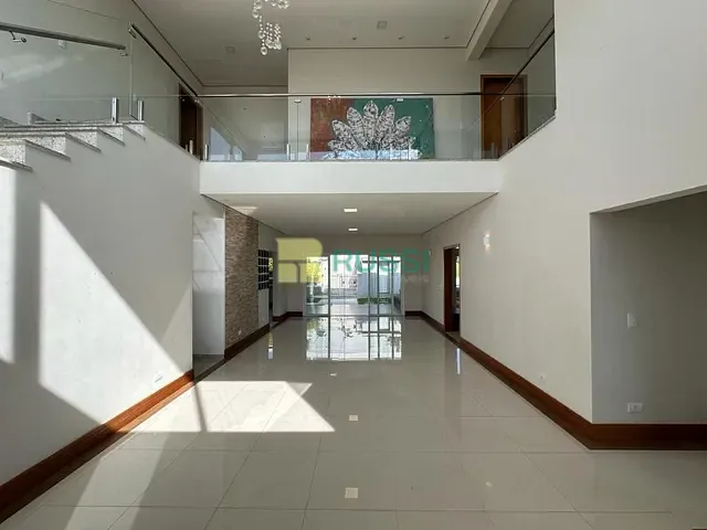 Sobrado com 900m² 6 quartos e 8 banheiros, para alugar, no bairro Condomínio Reserva do Paratehy em São José dos Campos
