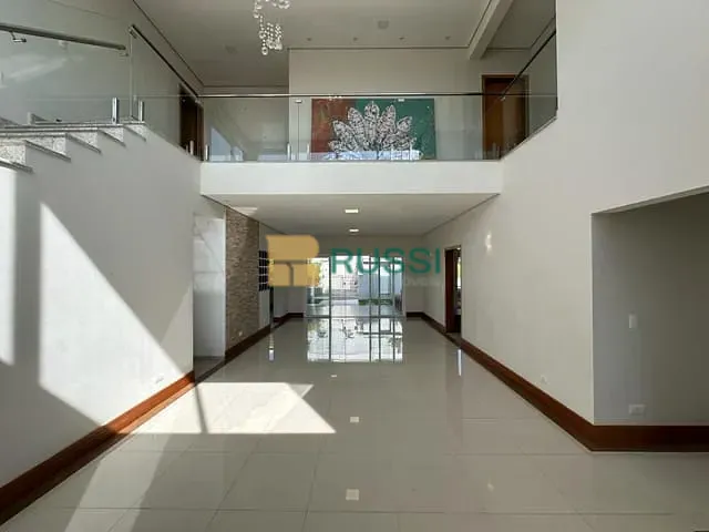 Sobrado com 900m² 6 quartos e 8 banheiros, para alugar, no bairro Condomínio Reserva do Paratehy em São José dos Campos