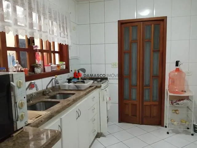 Sobrado com 300m² 4 quartos e 1 banheiro, à venda, no bairro Vila Alpina em São Paulo