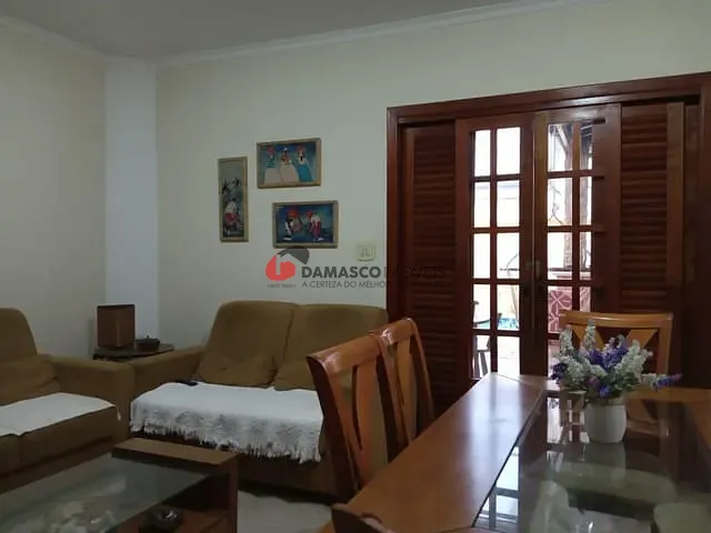 Sobrado com 300m² 4 quartos e 1 banheiro, à venda, no bairro Vila Alpina em São Paulo