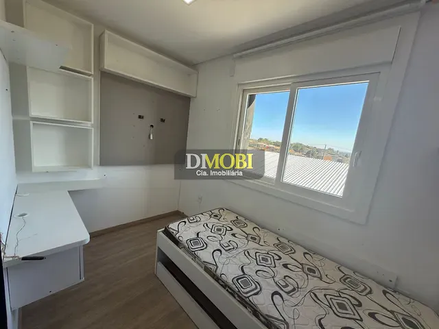 Sobrado com 154m² 3 quartos e 1 banheiro, à venda, no bairro Jansen em Gravataí