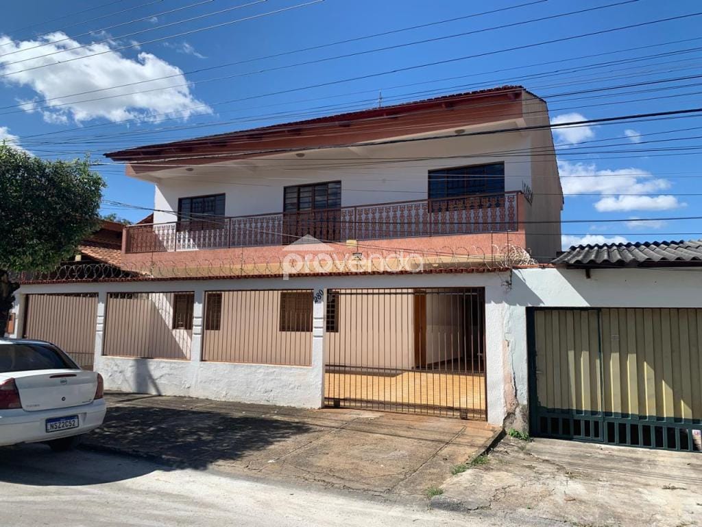 Sobrado, 4 quartos, 220 m² - Foto 1