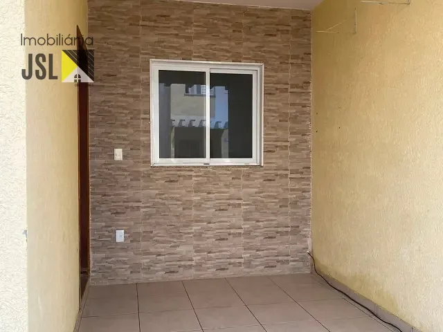 Sobrado 2 quartos e 1 banheiro, à venda, no bairro Parque Residencial Nova Caçapava em Caçapava