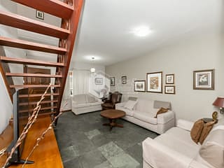 Foto do Sobrado-Sobrado para venda em Jardim Petrópolis com 3 quartos, 162m²