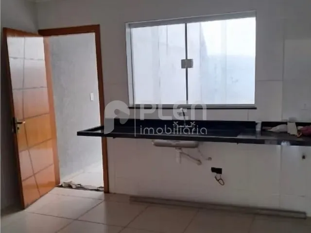 Sobrado com 125m² 3 quartos e 2 banheiros, à venda ou para alugar, no bairro Vila Isolina Mazzei em São Paulo