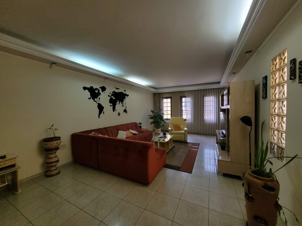 Sobrado à venda 3 Quartos, 1 Suite, 5 Vagas, 297M², Sítio da Figueira, São Paulo - SP
