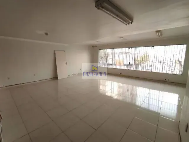 Sobrado com 320m² 9 quartos e 5 banheiros, para alugar, no bairro Rudge Ramos em São Bernardo do Campo
