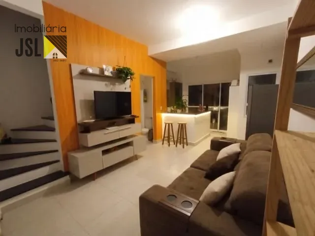 Sobrado com 95m² 2 quartos e 1 banheiro, à venda, no bairro Villa Carmel em Caçapava
