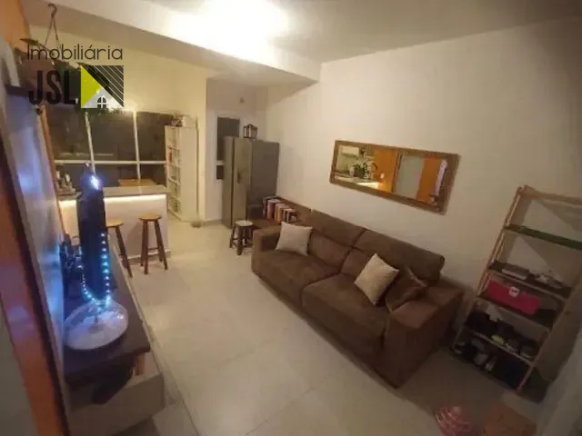 Sobrado com 95m² 2 quartos e 1 banheiro, à venda, no bairro Villa Carmel em Caçapava