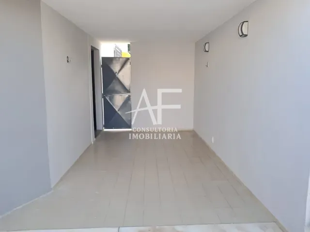 Sobrado 3 quartos e 3 banheiros, à venda, no bairro Jardim Eulália em Taubaté