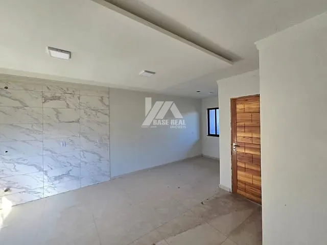 Sobrado com 110m² 3 quartos e 2 banheiros, à venda, no bairro Boa Vista em Ponta Grossa