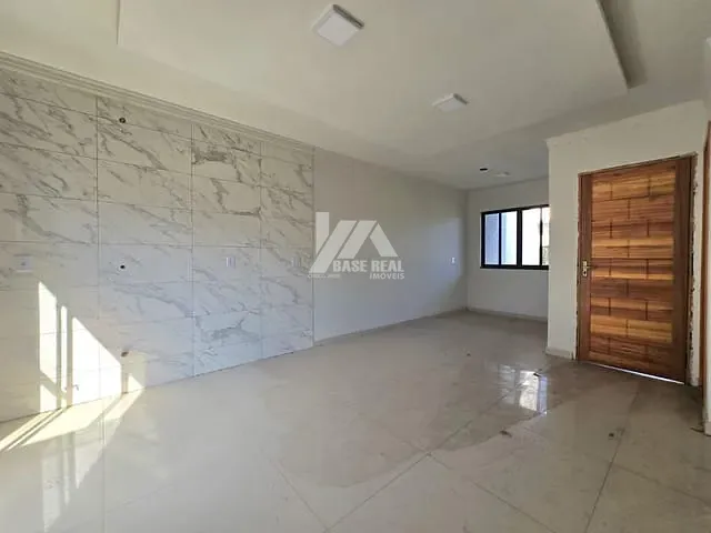 Sobrado com 110m² 3 quartos e 2 banheiros, à venda, no bairro Boa Vista em Ponta Grossa