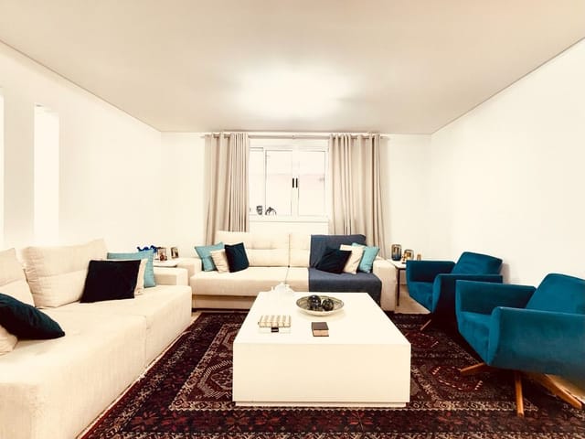 Sobrado com 182m² 5 quartos e 5 banheiros, à venda, no bairro Santa Felicidade em Curitiba