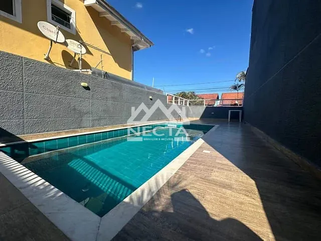 Casa com 120m² 3 quartos e 4 banheiros, à venda, no bairro Massaguaçu em Caraguatatuba