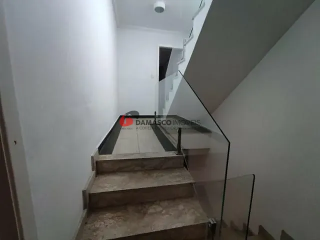 Sobrado com 252m² 5 quartos e 1 banheiro, à venda, no bairro Sítio da Figueira em São Paulo