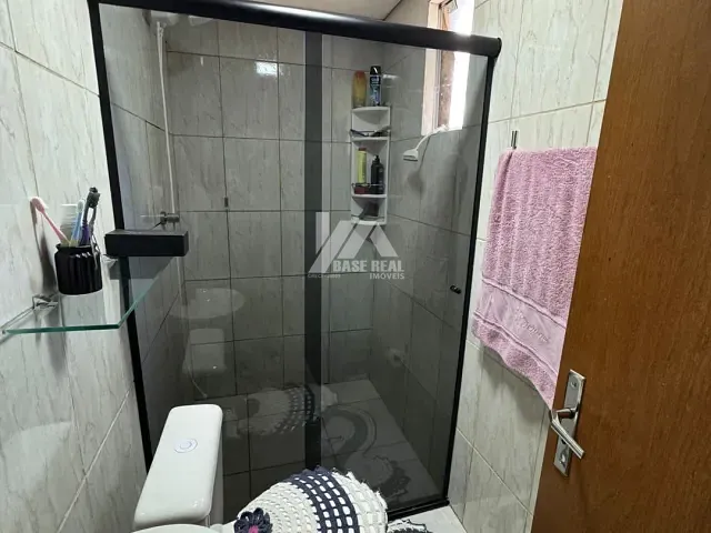 Sobrado com 54m² 2 quartos e 1 banheiro, à venda, no bairro Orfãs em Ponta Grossa