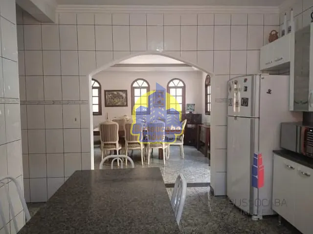 Sobrado com 417m² 5 quartos e 4 banheiros, à venda, no bairro City Bussocaba em Osasco