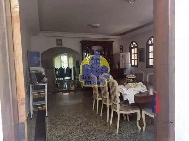 Sobrado com 417m² 5 quartos e 4 banheiros, à venda, no bairro City Bussocaba em Osasco