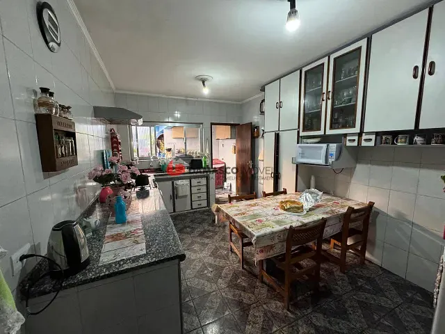 Sobrado com 260m², à venda, no bairro Vila Califórnia em São Paulo