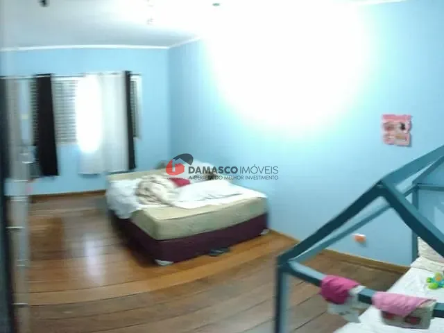 Sobrado com 260m², à venda, no bairro Vila Califórnia em São Paulo