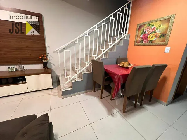 Sobrado com 88m² 2 quartos e 2 banheiros, à venda, no bairro Loteamento Parque do Museu em Caçapava