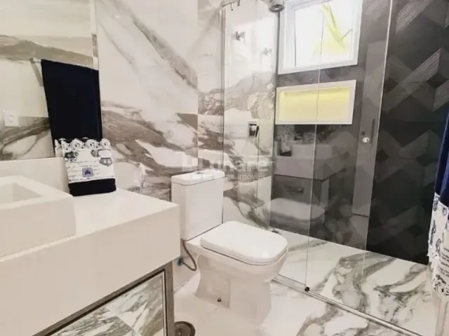 Sobrado com 833m² 6 quartos e 8 banheiros, à venda, no bairro Riviera de São Lourenço em Bertioga
