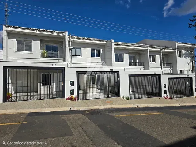 Sobrado com 110m² 3 quartos e 2 banheiros, à venda, no bairro Orfãs em Ponta Grossa