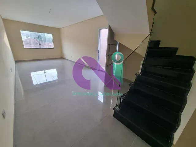 Sobrado com 150m² 3 quartos e 1 banheiro, à venda, no bairro Umuarama em Osasco