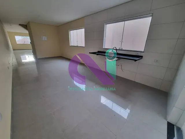 Sobrado com 150m² 3 quartos e 1 banheiro, à venda, no bairro Umuarama em Osasco