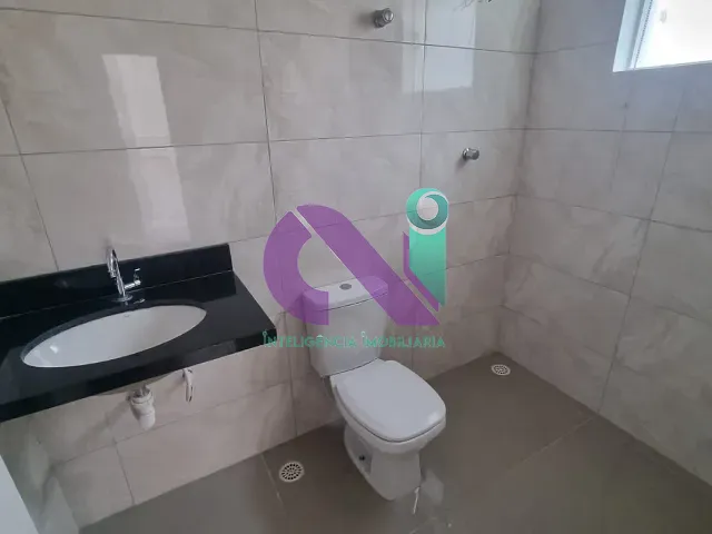Sobrado com 150m² 3 quartos e 1 banheiro, à venda, no bairro Umuarama em Osasco