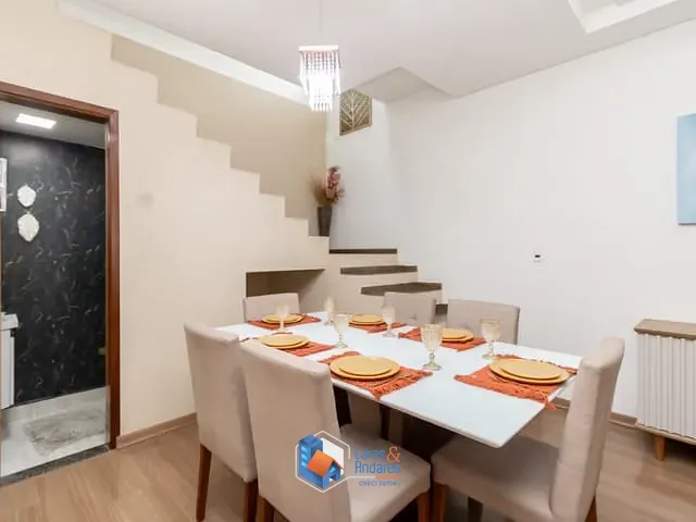 Sobrado com 265m² 5 quartos e 4 banheiros, à venda, no bairro Vila do Encontro em São Paulo