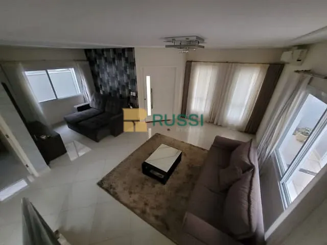 Sobrado com 250m² 4 quartos e 4 banheiros, à venda, no bairro Urbanova em São José dos Campos