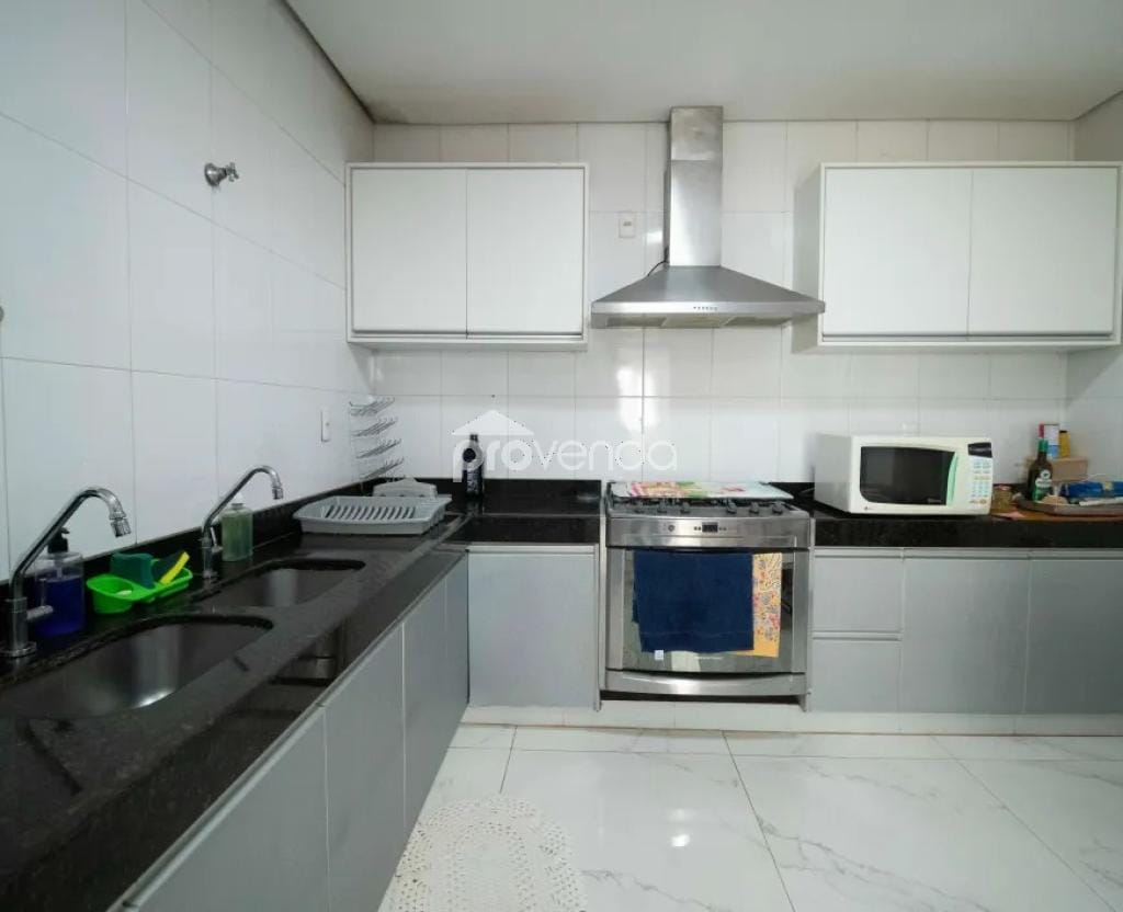 Sobrado, 4 quartos, 258 m² - Foto 9