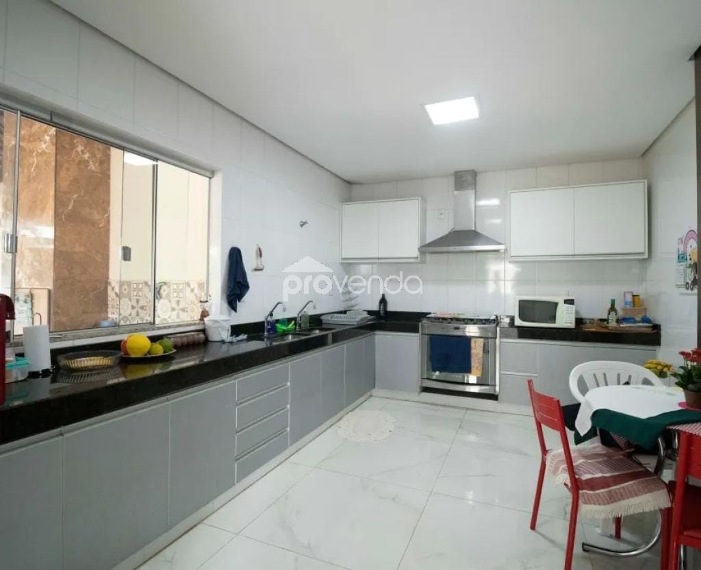 Sobrado, 4 quartos, 258 m² - Foto 10