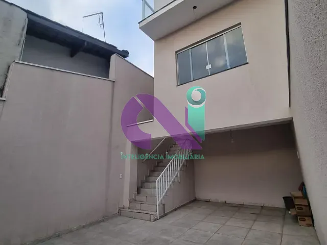 Sobrado com 150m² 3 quartos e 1 banheiro, à venda, no bairro Umuarama em Osasco