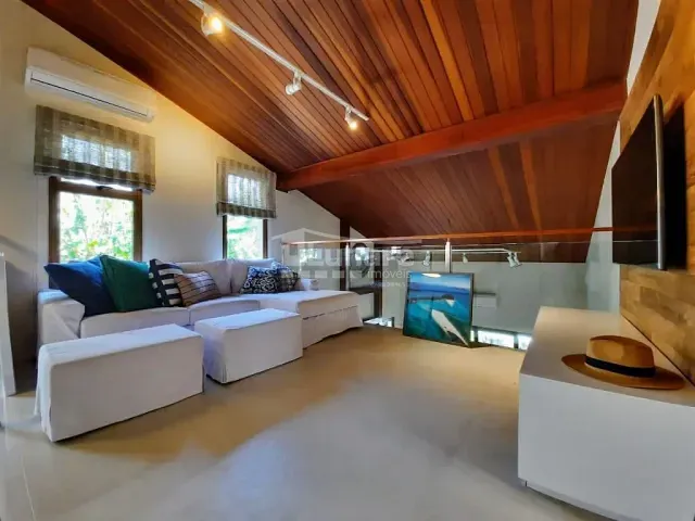 Sobrado com 420m² 4 quartos e 6 banheiros, à venda, no bairro Riviera de São Lourenço em Bertioga