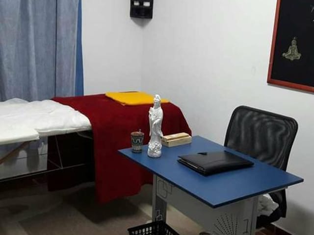 Sobrado com 250m² 2 quartos e 1 banheiro, à venda, no bairro Jardim Cláudio em Cotia